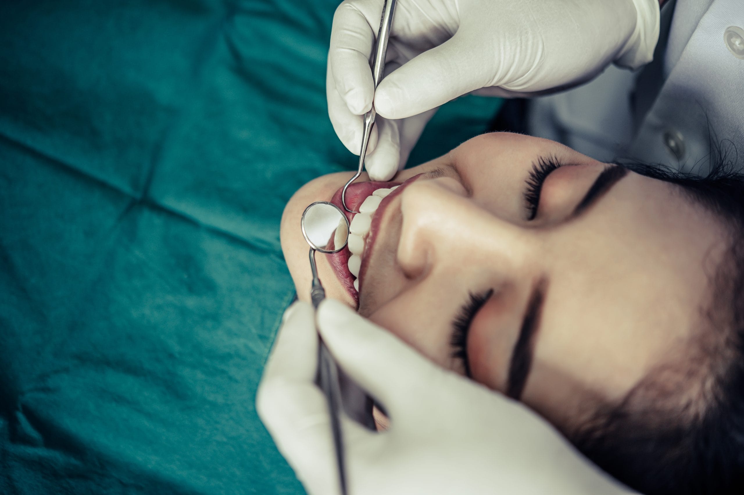 A Patient’s Guide to Dental Centre Turkey: Achieving Your Dream Smile for Less