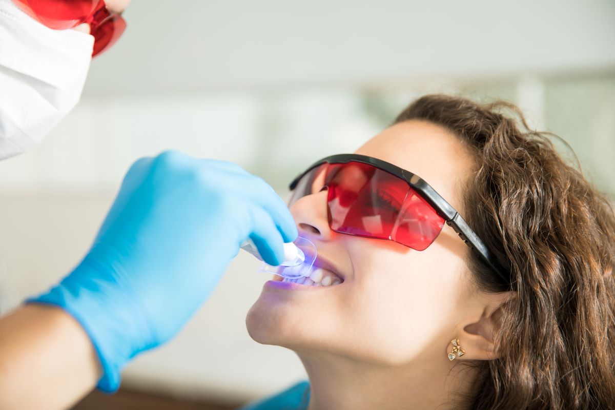 Teeth Whitening Turkey: Prices & Antalya Dental Clinics Revealed